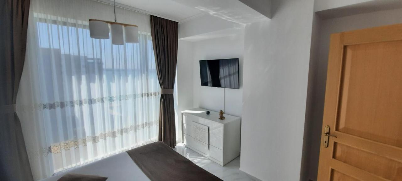 Apart Hotel Victor Mamaia Eksteriør bilde